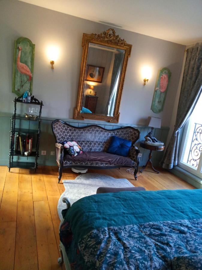 Chambre D'Hotes La Grenade Bleue Pons Luaran gambar