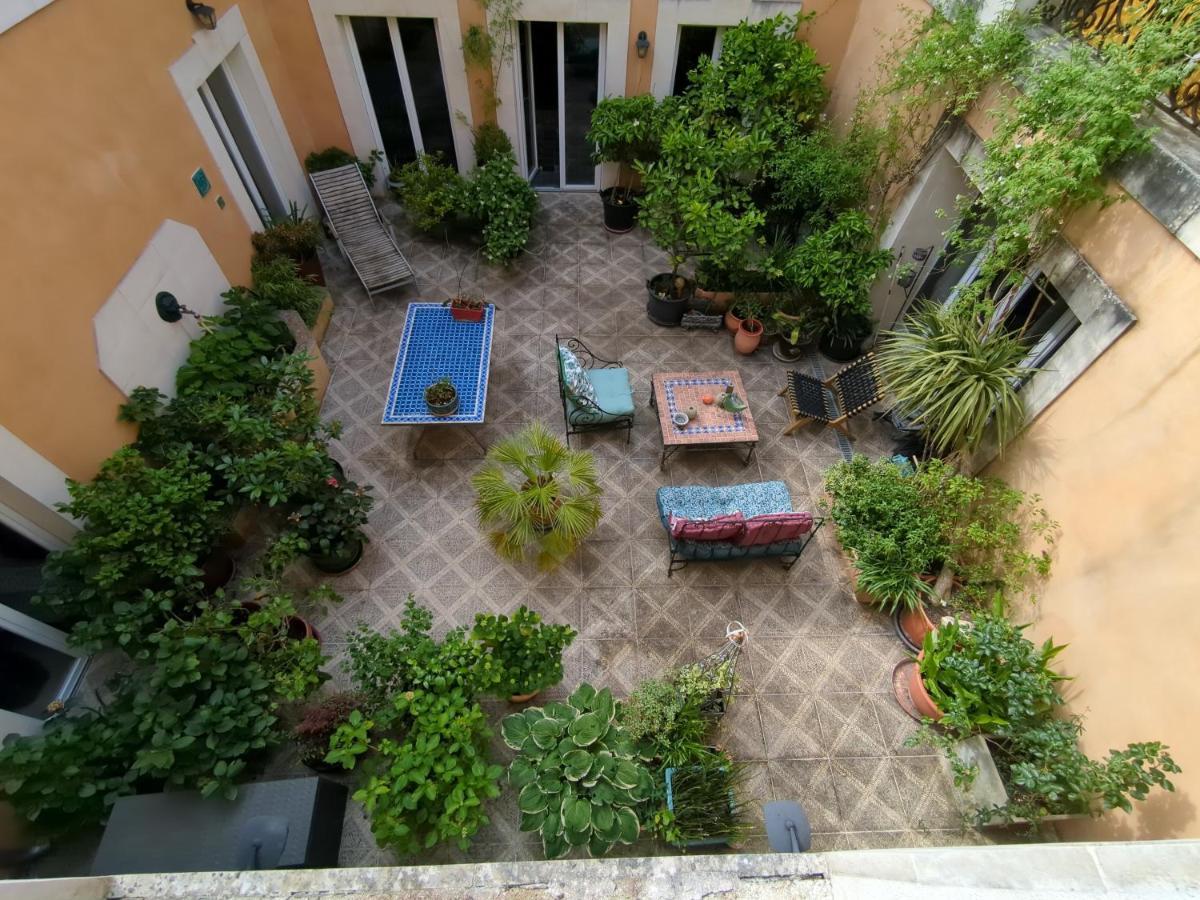 Chambre D'Hotes La Grenade Bleue Pons Luaran gambar